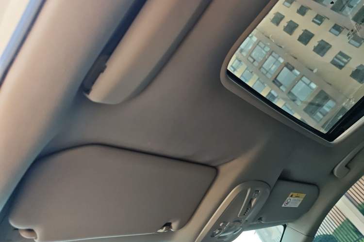 Used Peugeot 408 2014 1.8L Automatic Luxury Edition Headliner