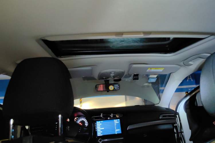 Used Peugeot 408 2014 1.8L Automatic Luxury Edition Headliner