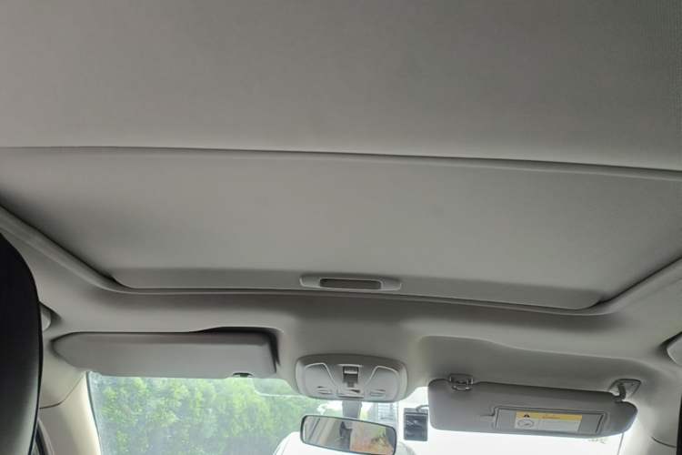 Used Peugeot 408 2014 1.8L Automatic Luxury Edition Headliner