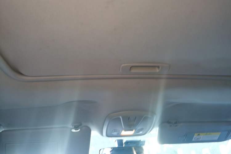Used Peugeot 408 2014 1.8L Automatic Luxury Edition Headliner