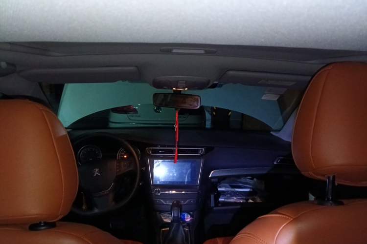 Used Peugeot 408 2014 1.8L Automatic Luxury Edition Headliner