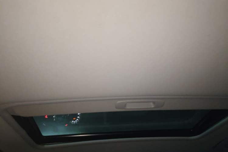 Used Peugeot 408 2014 1.8L Automatic Luxury Edition Headliner