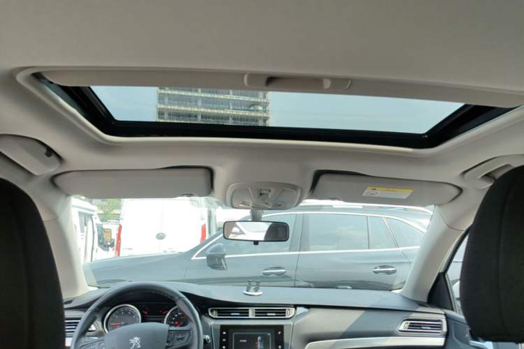 Used Peugeot 408 2014 1.8L Automatic Luxury Edition Headliner