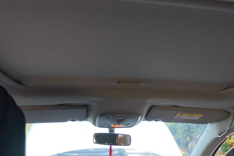 Used Peugeot 408 2014 1.8L Automatic Luxury Edition Headliner