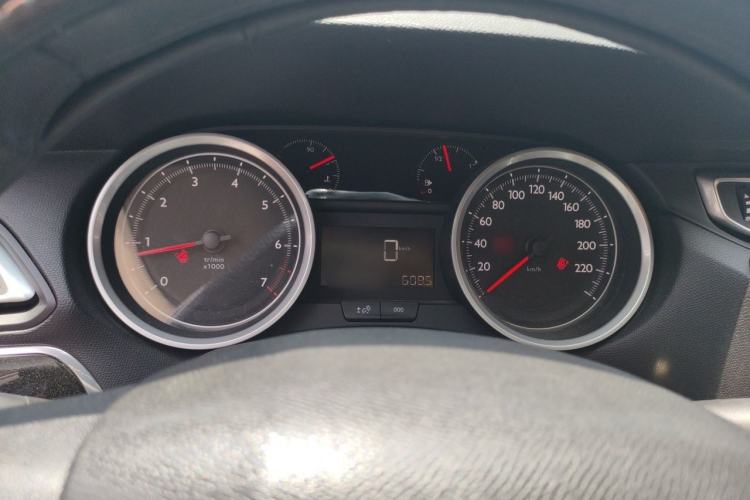 Used Peugeot 408 2014 1.8L Manual Leading Edition Instrument Cluster