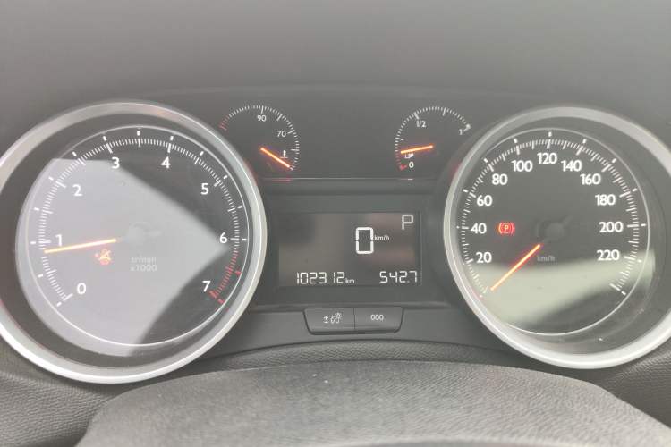 Used Peugeot 408 2014 1.8L Automatic Luxury Edition Instrument Cluster