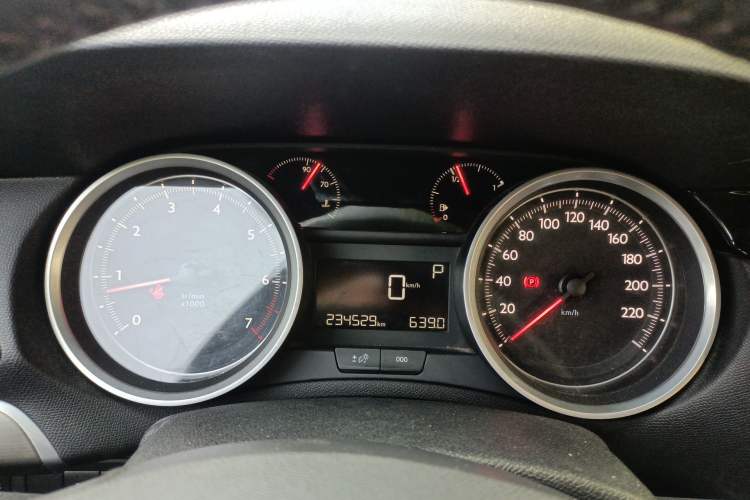 Used Peugeot 408 2014 1.8L Automatic Luxury Edition Instrument Cluster
