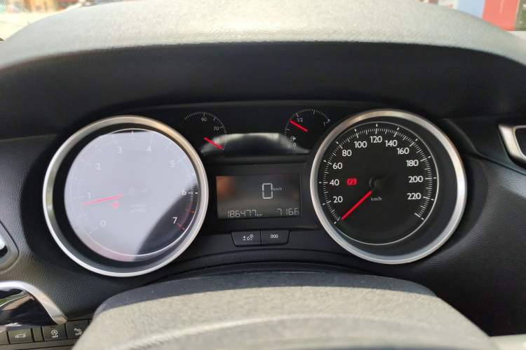 Used Peugeot 408 2014 1.8L Manual Leading Edition Instrument Cluster