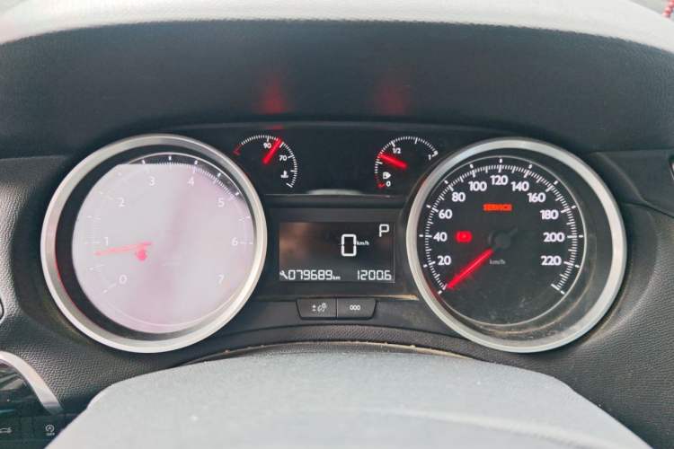 Used Peugeot 408 2014 1.8L Automatic Leading Edition Instrument Cluster