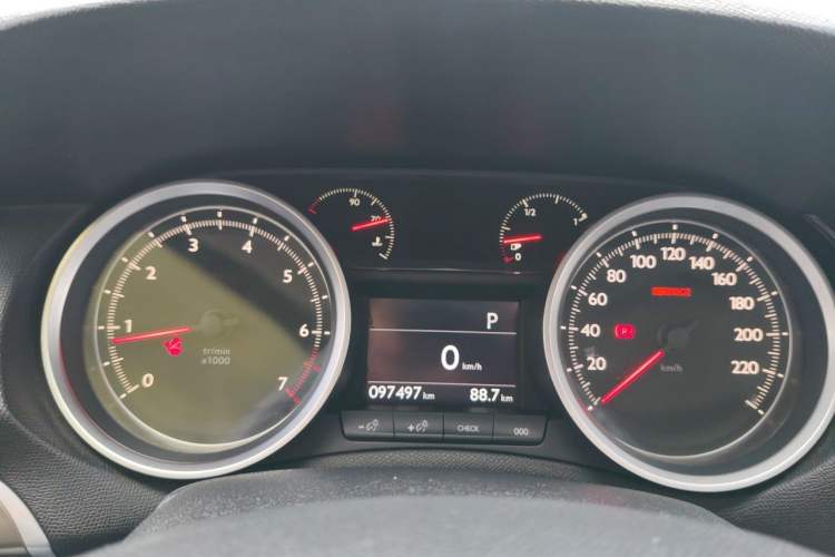 Used Peugeot 408 2014 1.6T Automatic Prestige Edition Instrument Cluster