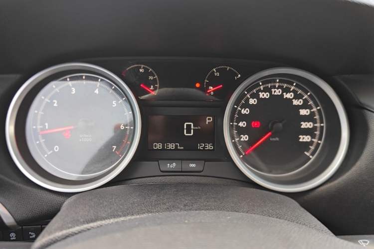 Used Peugeot 408 2014 1.8L Automatic Leading Edition Instrument Cluster