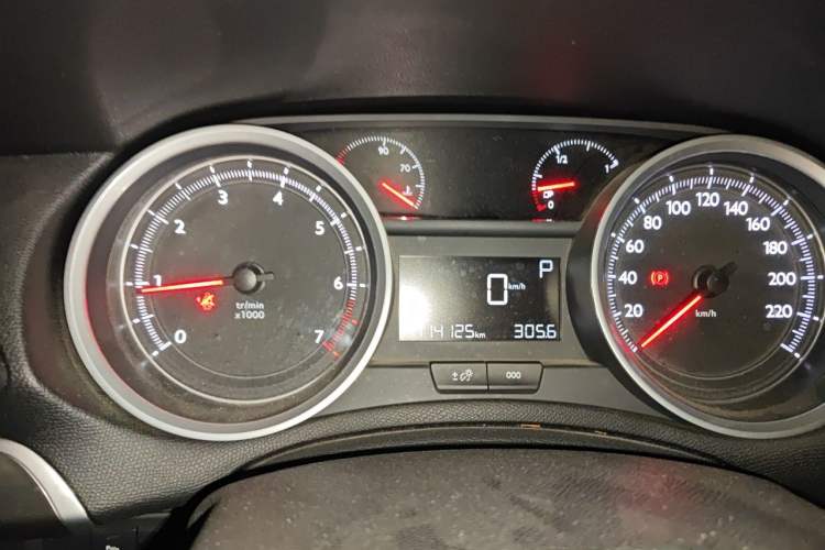 Used Peugeot 408 2014 1.8L Automatic Luxury Edition Instrument Cluster