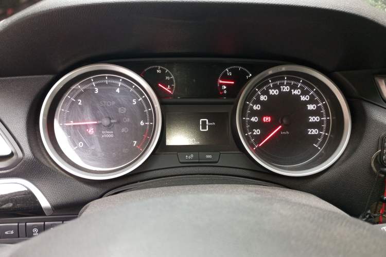 Used Peugeot 408 2014 1.8L Manual Leading Edition Instrument Cluster