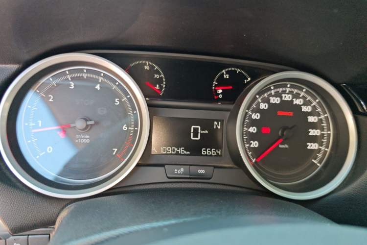 Used Peugeot 408 2014 1.8L Automatic Luxury Edition Instrument Cluster