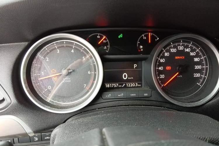 Used Peugeot 408 2014 1.6T Automatic Supreme Edition Instrument Cluster