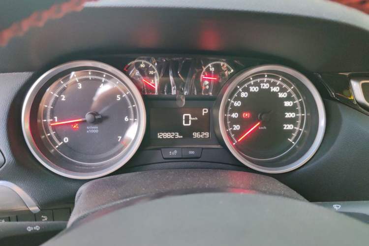 Used Peugeot 408 2014 1.8L Automatic Luxury Edition Instrument Cluster