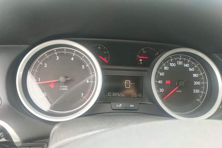 Used Peugeot 408 2014 1.8L Manual Leading Edition Instrument Cluster