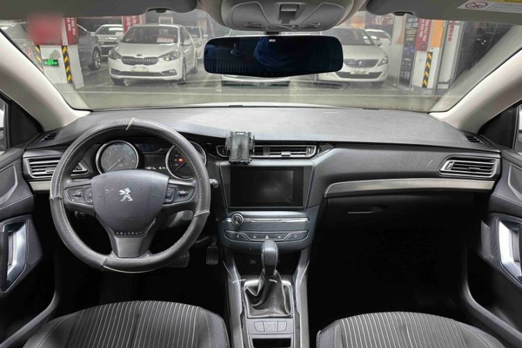 Used Peugeot 408 2014 1.8L Automatic Luxury Edition Interior 1