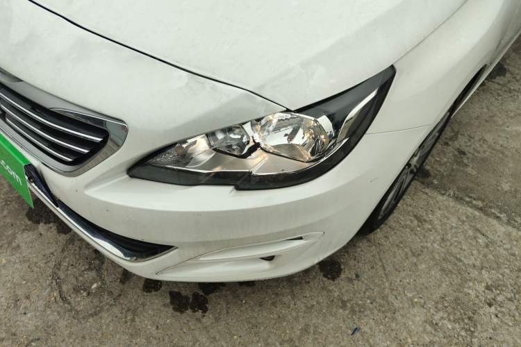 Used Peugeot 408 2014 1.8L Automatic Luxury Edition Left Front Headlight