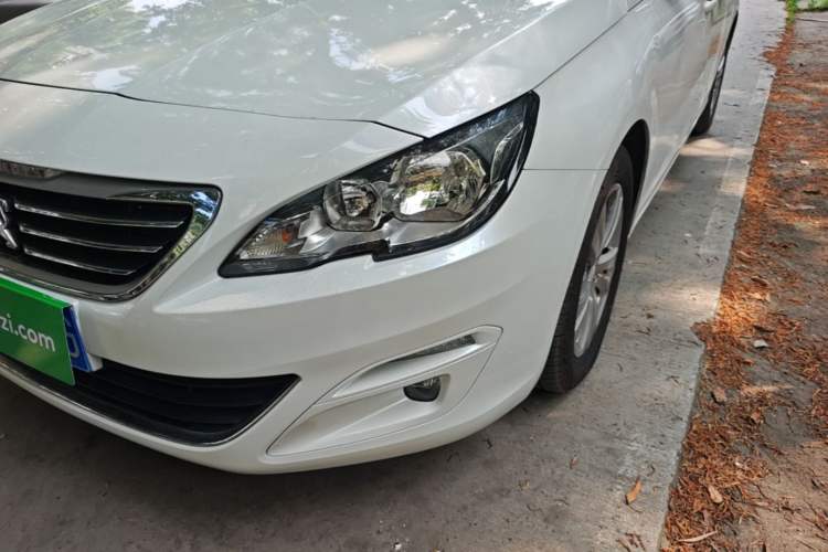 Used Peugeot 408 2014 1.8L Automatic Leading Edition Left Front Headlight