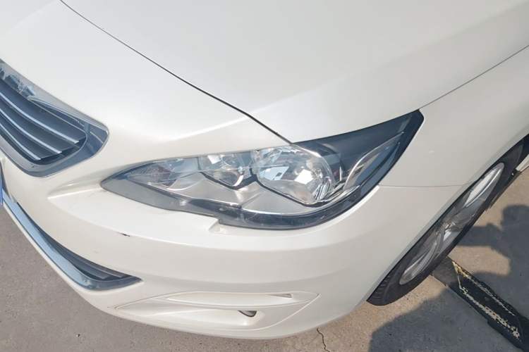 Used Peugeot 408 2014 1.8L Manual Leading Edition Left Front Headlight