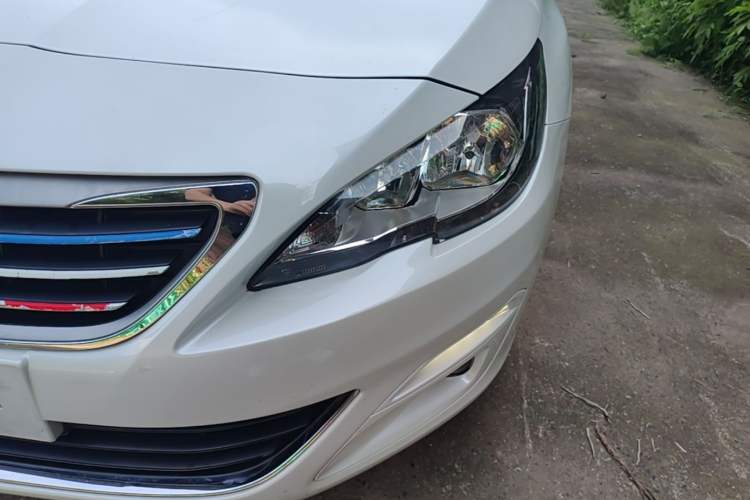 Used Peugeot 408 2014 1.8L Automatic Luxury Edition Left Front Headlight