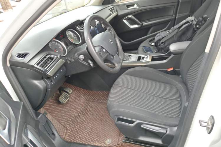 Used Peugeot 408 2014 1.8L Automatic Luxury Edition Left Front Seat
