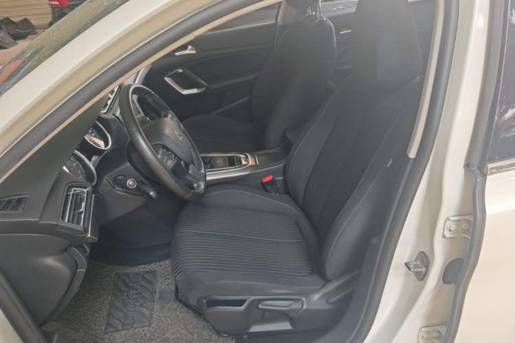 Used Peugeot 408 2014 1.8L Automatic Luxury Edition Left Front Seat