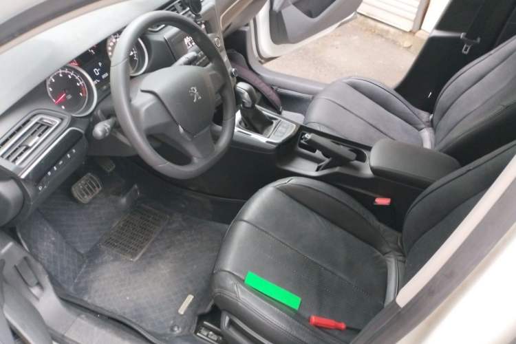 Used Peugeot 408 2014 1.8L Automatic Leading Edition Left Front Seat