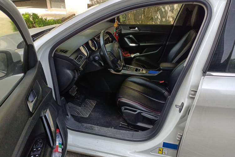 Used Peugeot 408 2014 1.8L Automatic Luxury Edition Left Front Seat