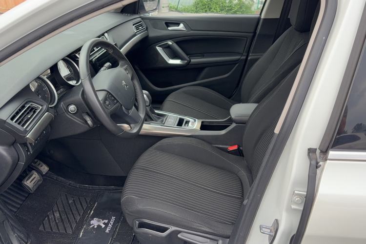 Used Peugeot 408 2014 1.8L Automatic Luxury Edition Left Front Seat
