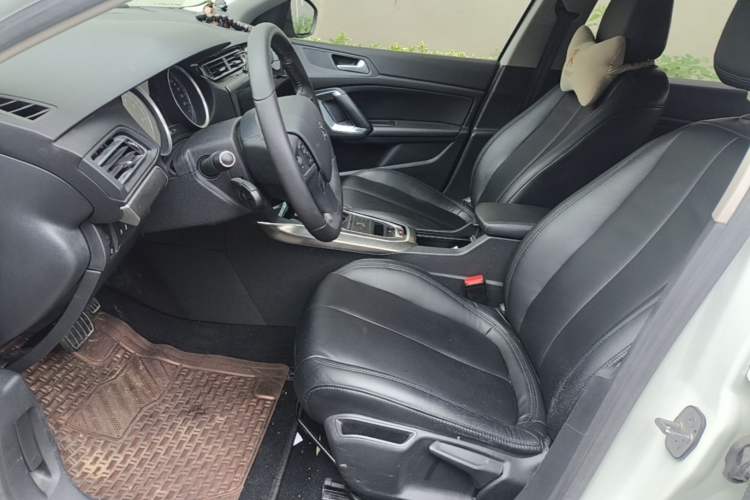 Used Peugeot 408 2014 1.8L Automatic Luxury Edition Left Front Seat