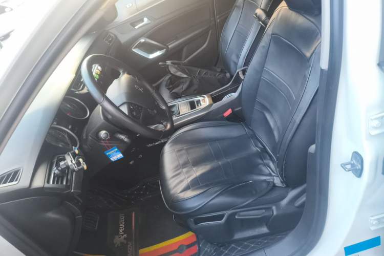 Used Peugeot 408 2014 1.8L Automatic Luxury Edition Left Front Seat