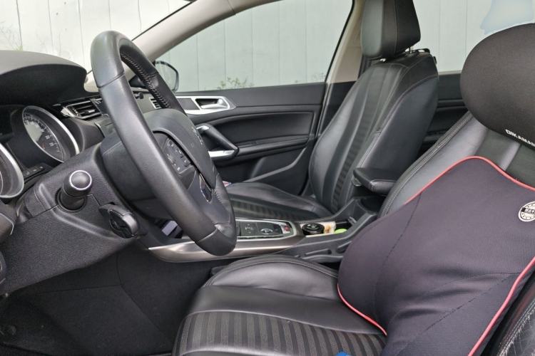 Used Peugeot 408 2014 1.6T Automatic Prestige Edition Left Front Seat