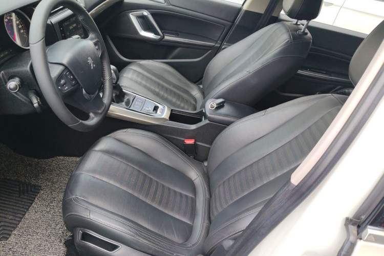 Used Peugeot 408 2014 1.6T Automatic Prestige Edition Left Front Seat
