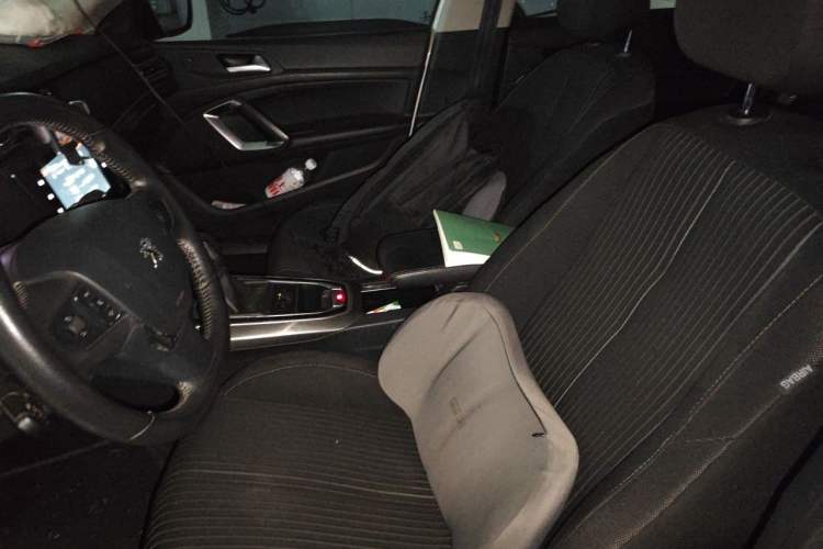 Used Peugeot 408 2014 1.8L Automatic Luxury Edition Left Front Seat