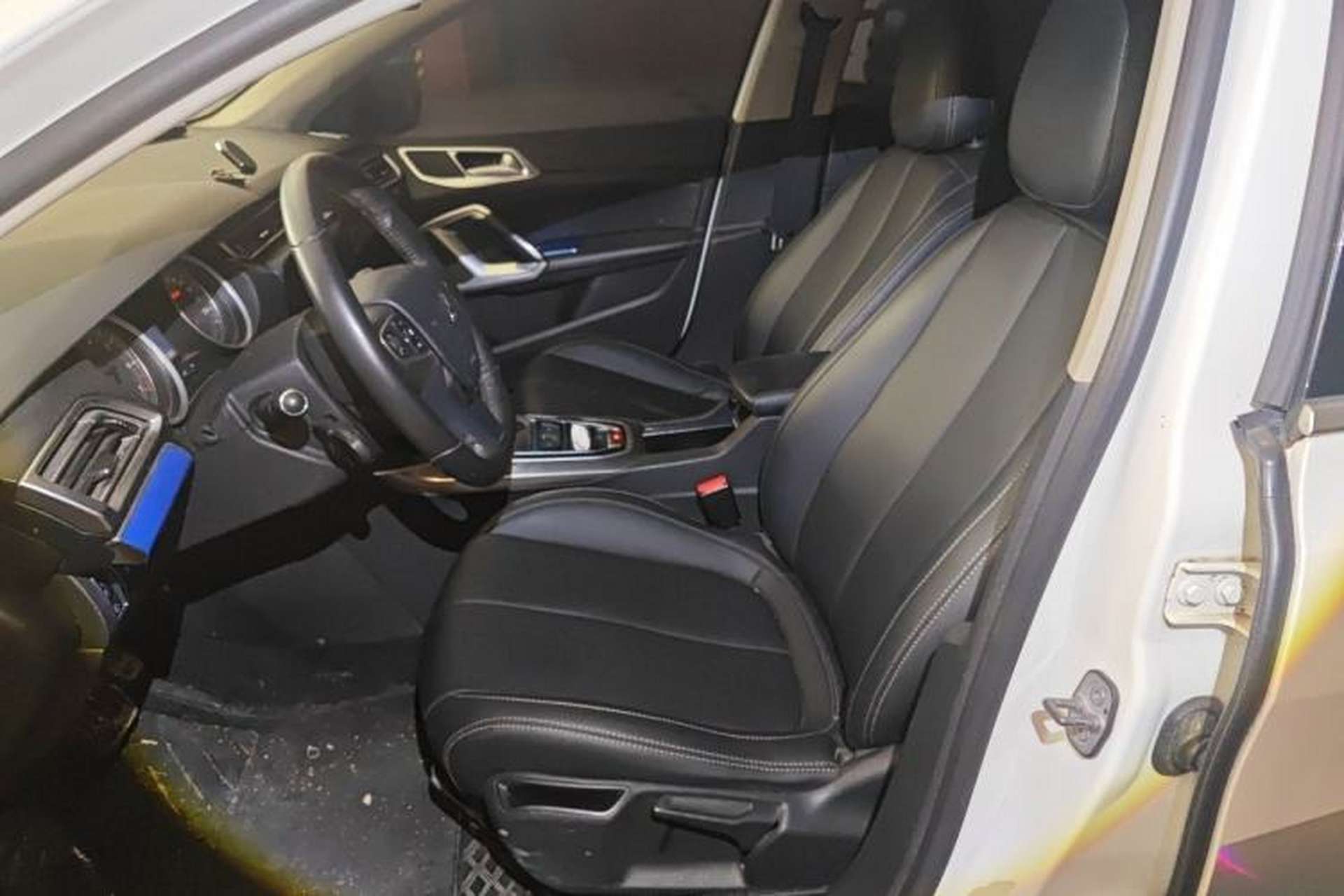 Used Peugeot 408 2014 1.8L Automatic Luxury Edition Left Front Seat