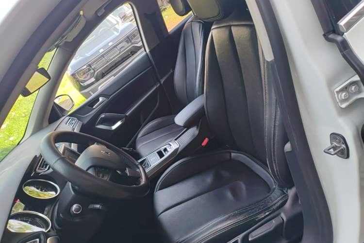 Used Peugeot 408 2014 1.8L Automatic Luxury Edition Left Front Seat