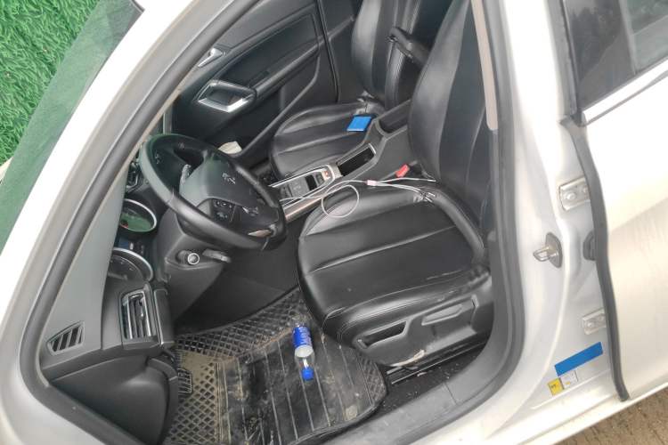 Used Peugeot 408 2014 1.8L Automatic Luxury Edition Left Front Seat