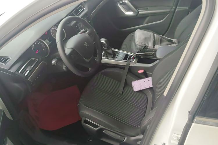 Used Peugeot 408 2014 1.8L Automatic Luxury Edition Left Front Seat