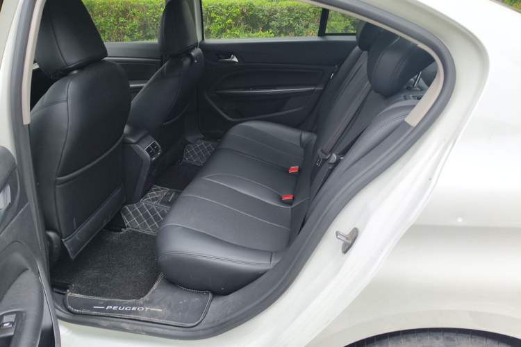Used Peugeot 408 2014 1.8L Automatic Luxury Edition Left Rear Seat