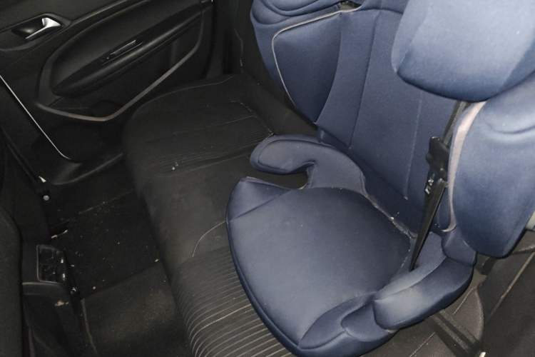 Used Peugeot 408 2014 1.8L Automatic Luxury Edition Left Rear Seat