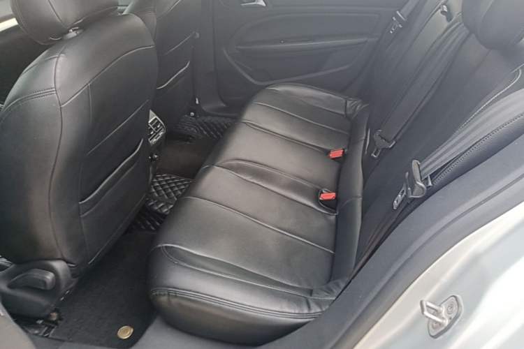Used Peugeot 408 2014 1.8L Automatic Luxury Edition Left Rear Seat