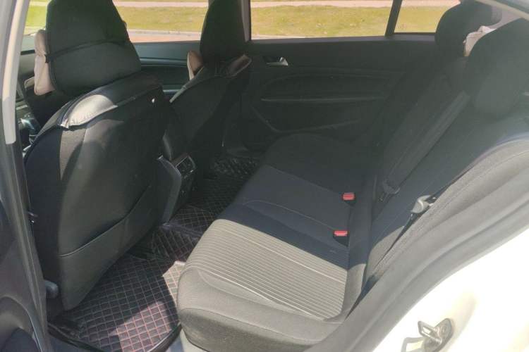 Used Peugeot 408 2014 1.8L Automatic Luxury Edition Left Rear Seat