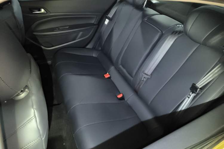 Used Peugeot 408 2014 1.8L Automatic Luxury Edition Left Rear Seat