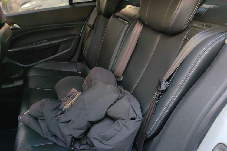 Used Peugeot 408 2014 1.8L Automatic Luxury Edition Left Rear Seat