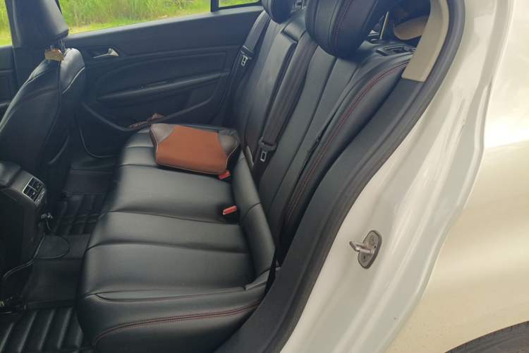 Used Peugeot 408 2014 1.8L Automatic Luxury Edition Left Rear Seat