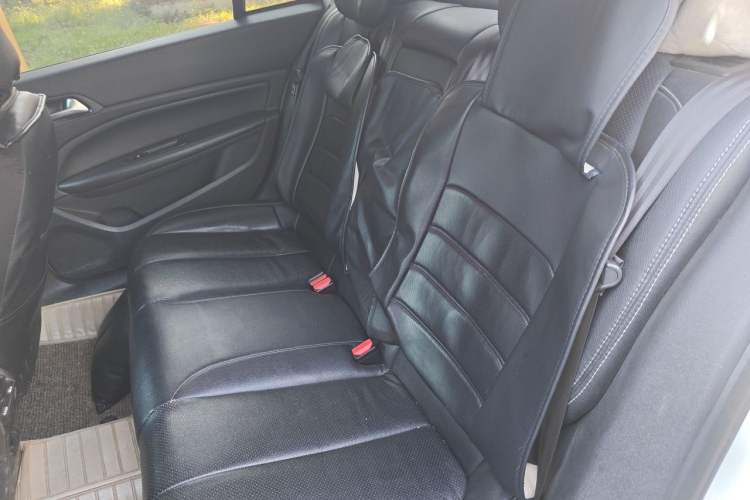 Used Peugeot 408 2014 1.8L Automatic Luxury Edition Left Rear Seat
