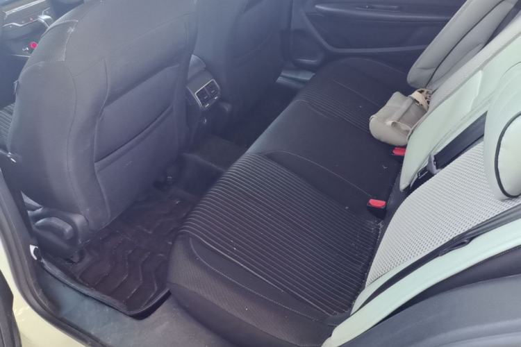 Used Peugeot 408 2014 1.8L Automatic Luxury Edition Left Rear Seat