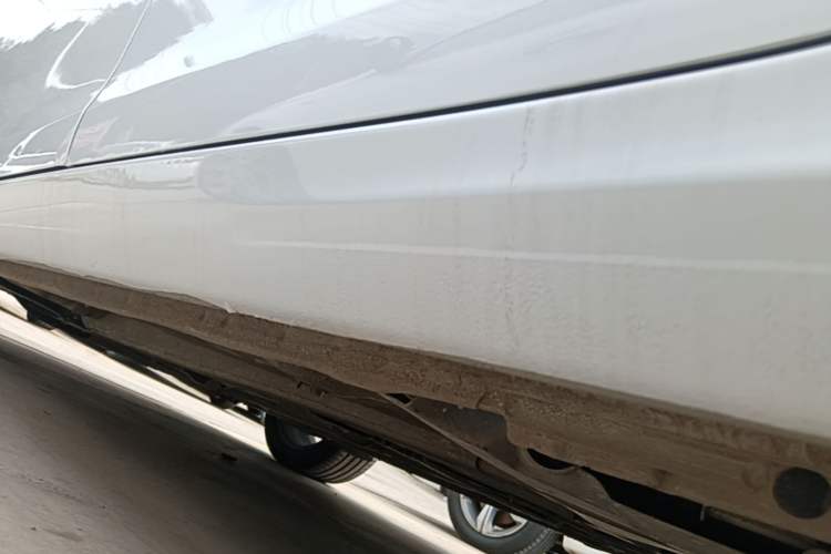Used Peugeot 408 2014 1.8L Automatic Luxury Edition Left Side Sill